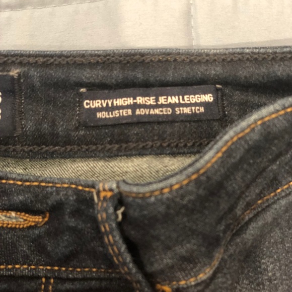 eUC Hollister high rise denim 26 - Picture 3 of 6